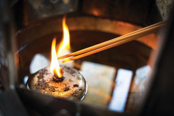 tam-thanh-dot-mot-dong-rom